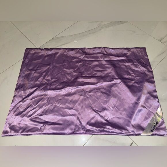One Purple Satin Pillowcase #12 - Picture 4 of 6